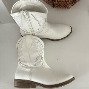 Madden girl boots